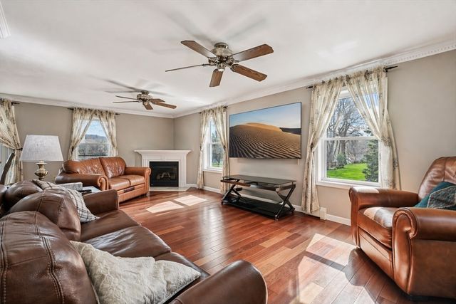 96 Margin St, Haverhill, MA 01832