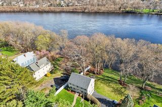 96 Margin St, Haverhill, MA 01832