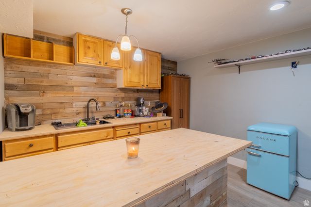 2883 W 4275 S, Roy, UT 84067