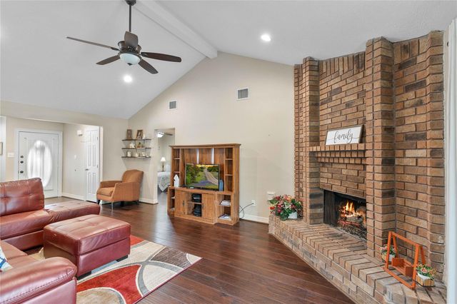 5302 Manor Oaks Drive, Houston, TX 77339