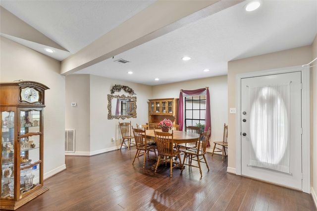 5302 Manor Oaks Drive, Houston, TX 77339