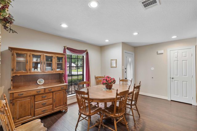 5302 Manor Oaks Drive, Houston, TX 77339