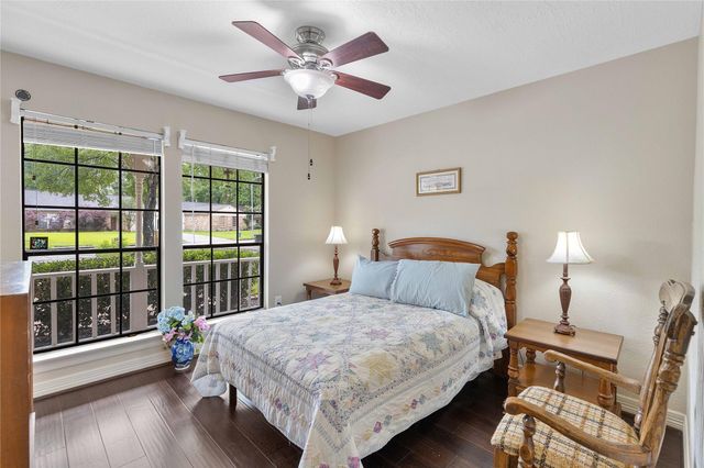 5302 Manor Oaks Drive, Houston, TX 77339