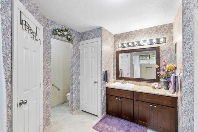 5302 Manor Oaks Drive, Houston, TX 77339