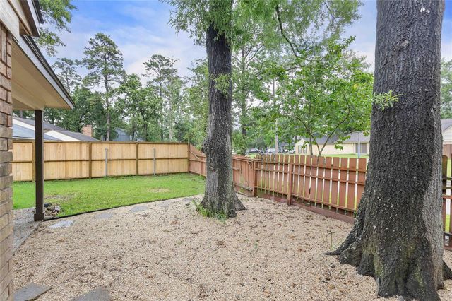 5302 Manor Oaks Drive, Houston, TX 77339