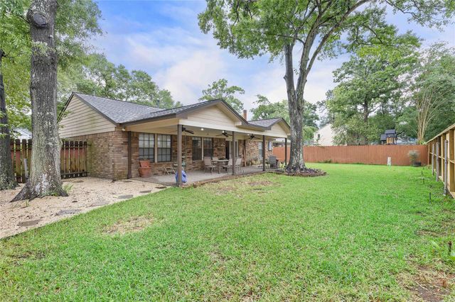 5302 Manor Oaks Drive, Houston, TX 77339