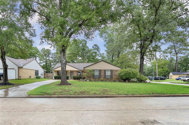 5302 Manor Oaks Drive, Houston, TX 77339