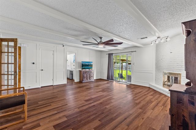 408 E Mulberry Street, Leonard, TX 75452