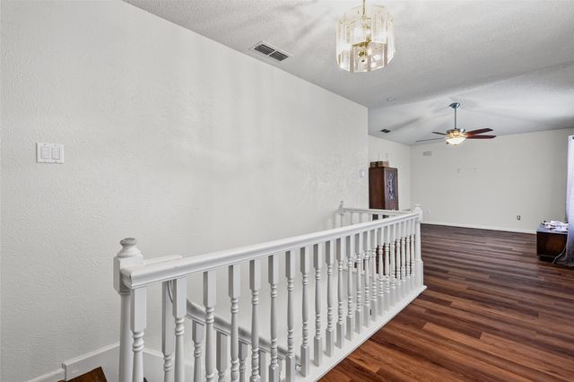 408 E Mulberry Street, Leonard, TX 75452
