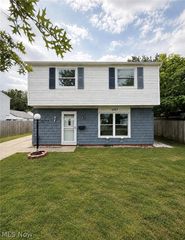 1077 E 347th Street, Eastlake, OH 44095