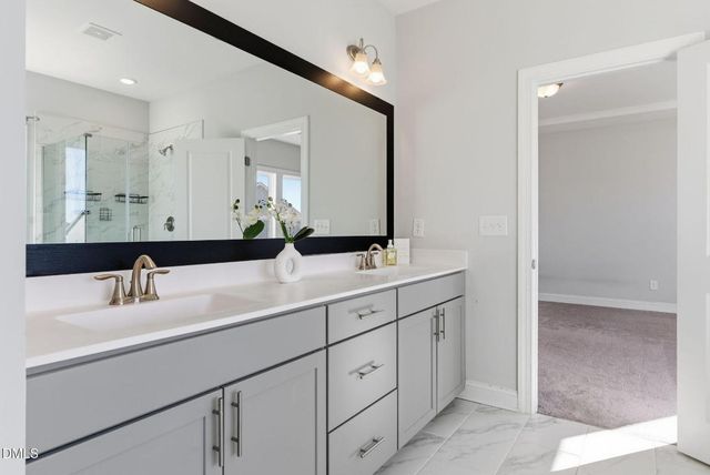 3318 Longleaf Estates Drive, Raleigh, NC 27616