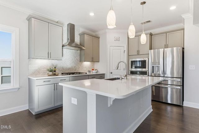 3318 Longleaf Estates Drive, Raleigh, NC 27616