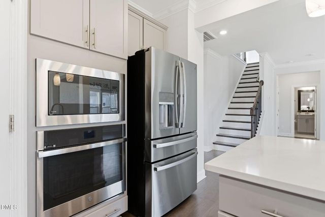 3318 Longleaf Estates Drive, Raleigh, NC 27616