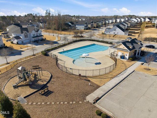 3318 Longleaf Estates Drive, Raleigh, NC 27616