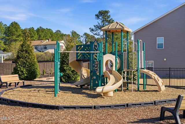 3318 Longleaf Estates Drive, Raleigh, NC 27616