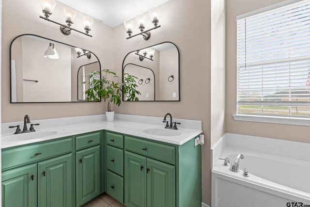 11114 Marcella Circle, Tyler, TX 75709