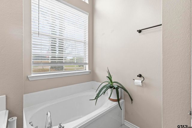 11114 Marcella Circle, Tyler, TX 75709