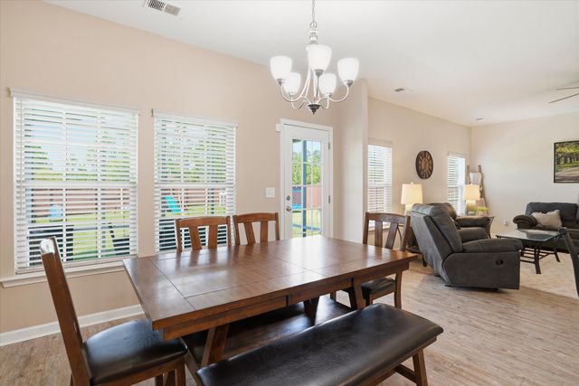 805 Redbud Lane, Summerville, SC 29486