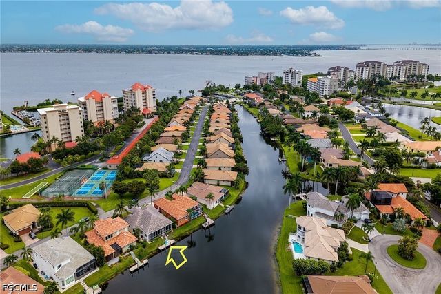 14610 Laguna DR, Fort Myers, FL 33908