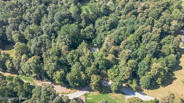 731 Camp Greenshores Ln, Mcdaniels, KY 40152