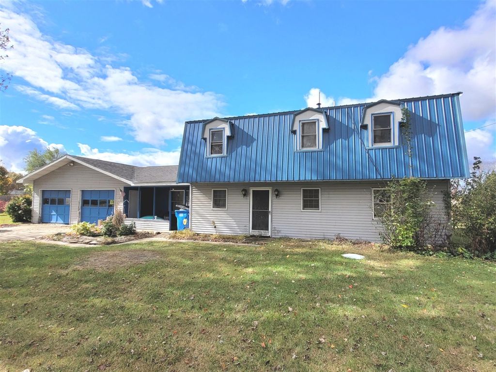 208 Plymouth Street, Jackson, MI 49201