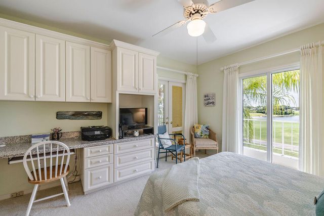 5520 E Harbor Village Drive 101, Vero Beach, FL 32967