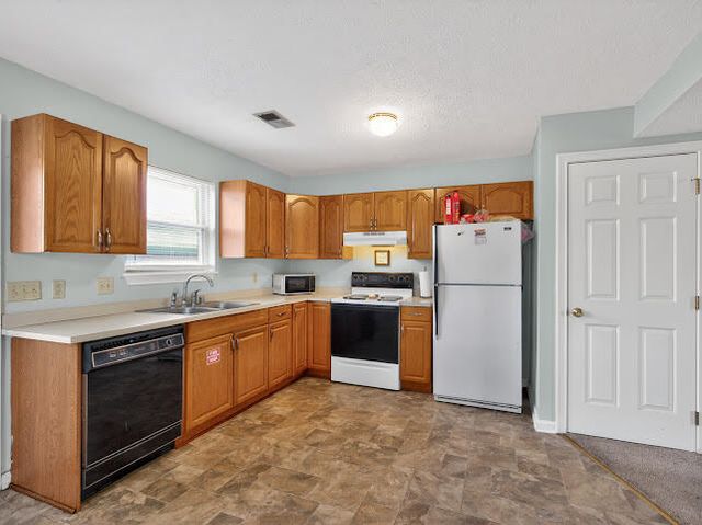 502 Tecumseh Trail A, Versailles, KY 40383