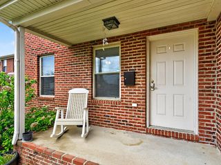 502 Tecumseh Trail A, Versailles, KY 40383