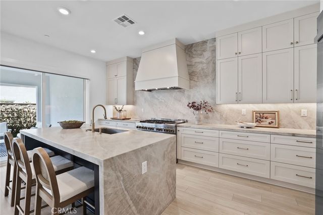 121 Sweet Juniper, Lake Forest, CA 92630