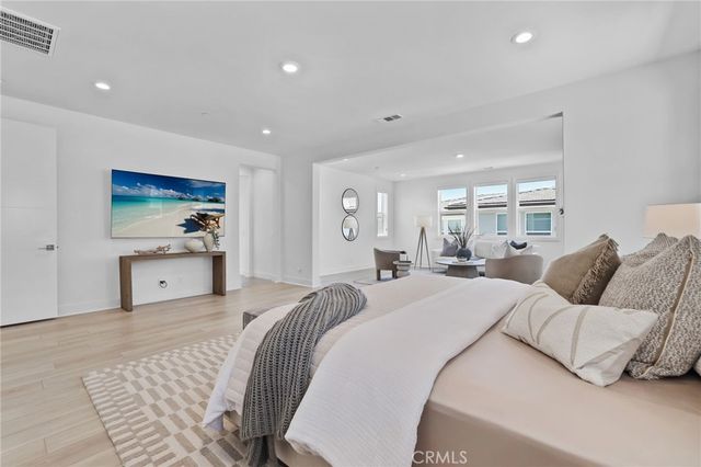 121 Sweet Juniper, Lake Forest, CA 92630