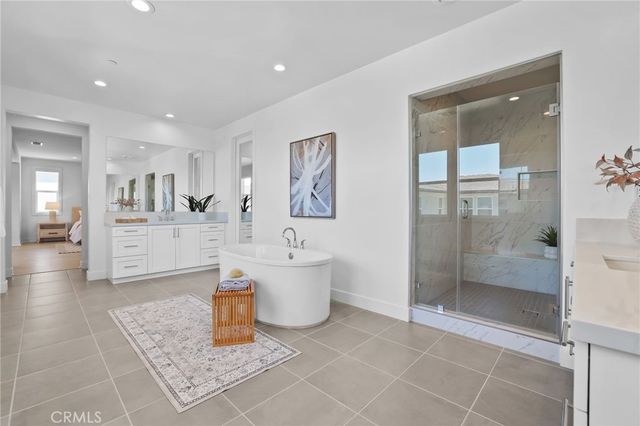 121 Sweet Juniper, Lake Forest, CA 92630