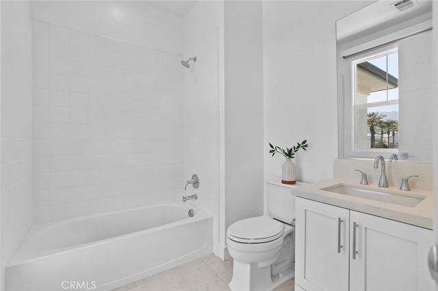 121 Sweet Juniper, Lake Forest, CA 92630