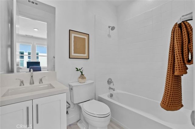 121 Sweet Juniper, Lake Forest, CA 92630