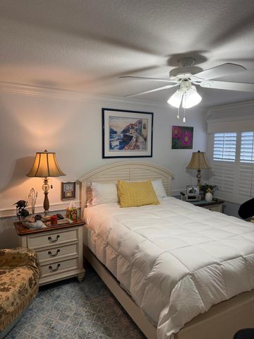 1499 NW Amherst Dr Apt A, Port St Lucie, FL 34986