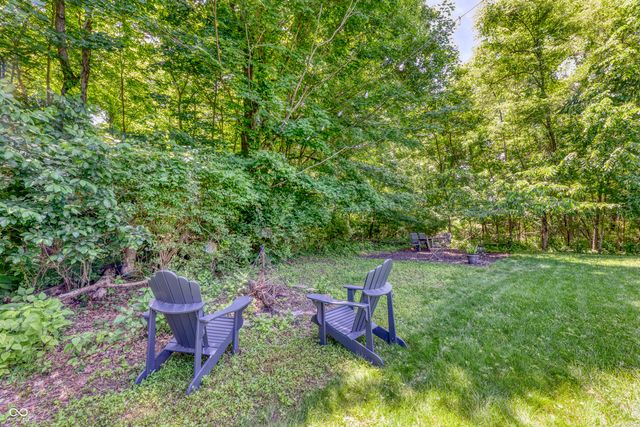 6867 W Thornebush Drive, Mccordsville, IN 46055