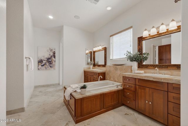 1343 E LUPINE Avenue, Phoenix, AZ 85020