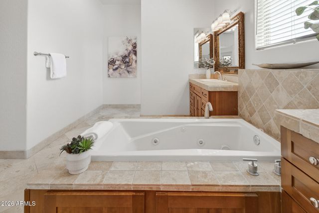 1343 E LUPINE Avenue, Phoenix, AZ 85020