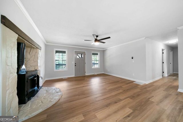 146 W Wedgewood Circle, Newnan, GA 30263