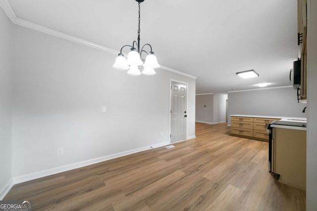 146 W Wedgewood Circle, Newnan, GA 30263