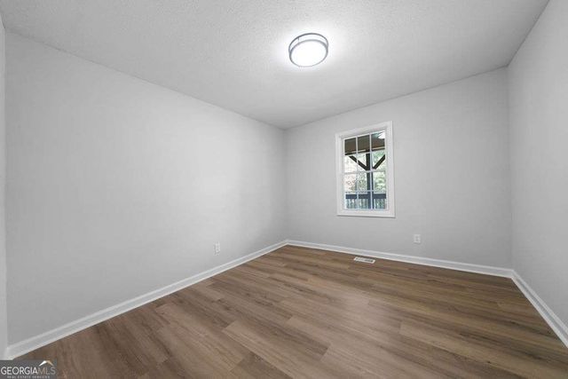 146 W Wedgewood Circle, Newnan, GA 30263