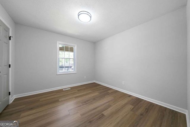 146 W Wedgewood Circle, Newnan, GA 30263