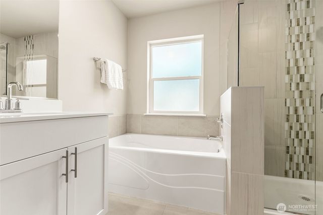 14825 TYEE Drive E, Bonney Lake, WA 98391