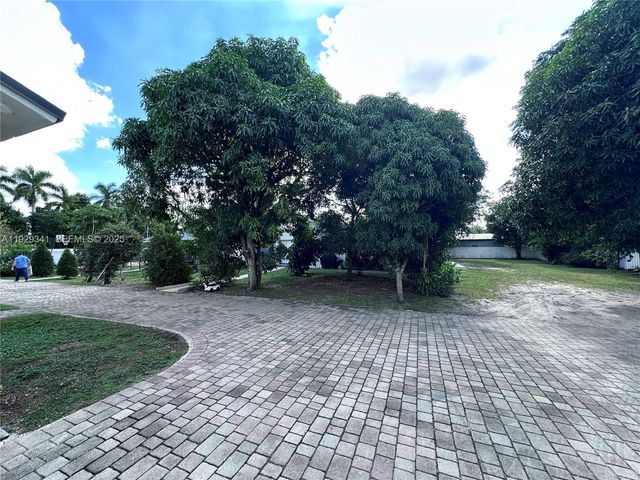 15720 NW 44th Ct 15720, Miami Gardens, FL 33054
