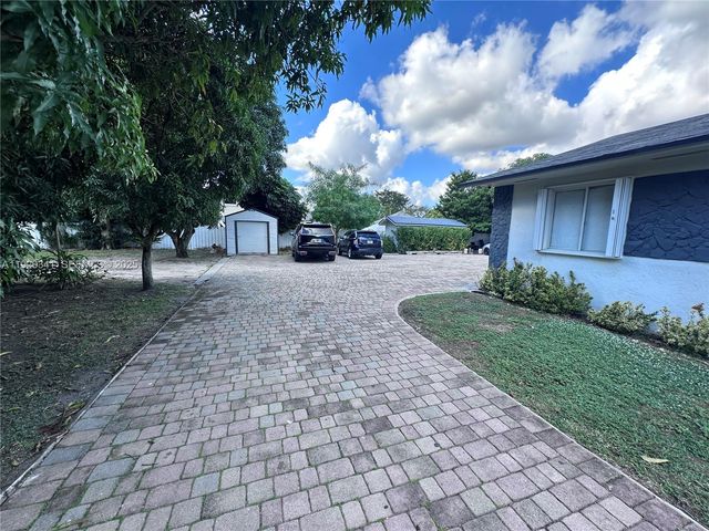 15720 NW 44th Ct 15720, Miami Gardens, FL 33054