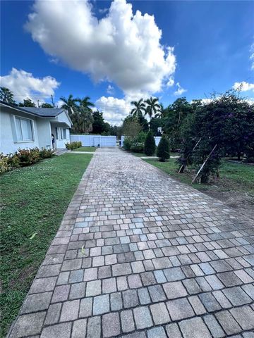 15720 NW 44th Ct 15720, Miami Gardens, FL 33054