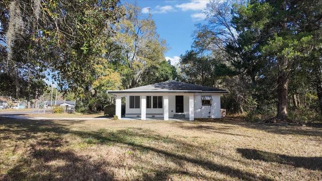 1621 E UNIVERSITY AVENUE, Gainesville, FL 32641