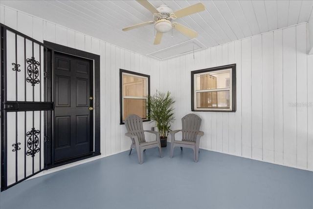 1621 E UNIVERSITY AVENUE, Gainesville, FL 32641