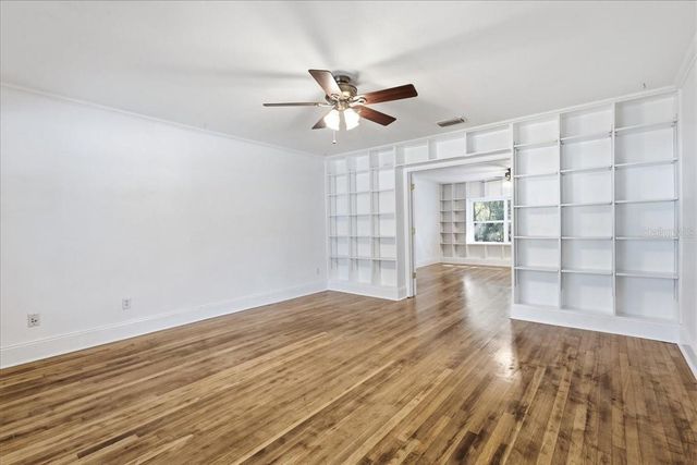 1621 E UNIVERSITY AVENUE, Gainesville, FL 32641