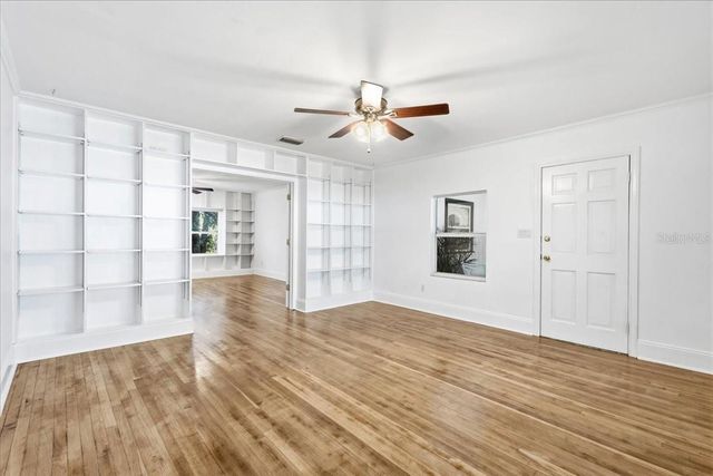 1621 E UNIVERSITY AVENUE, Gainesville, FL 32641