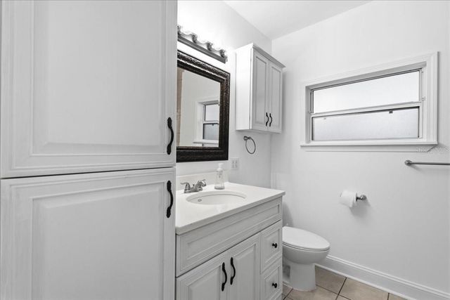 1621 E UNIVERSITY AVENUE, Gainesville, FL 32641